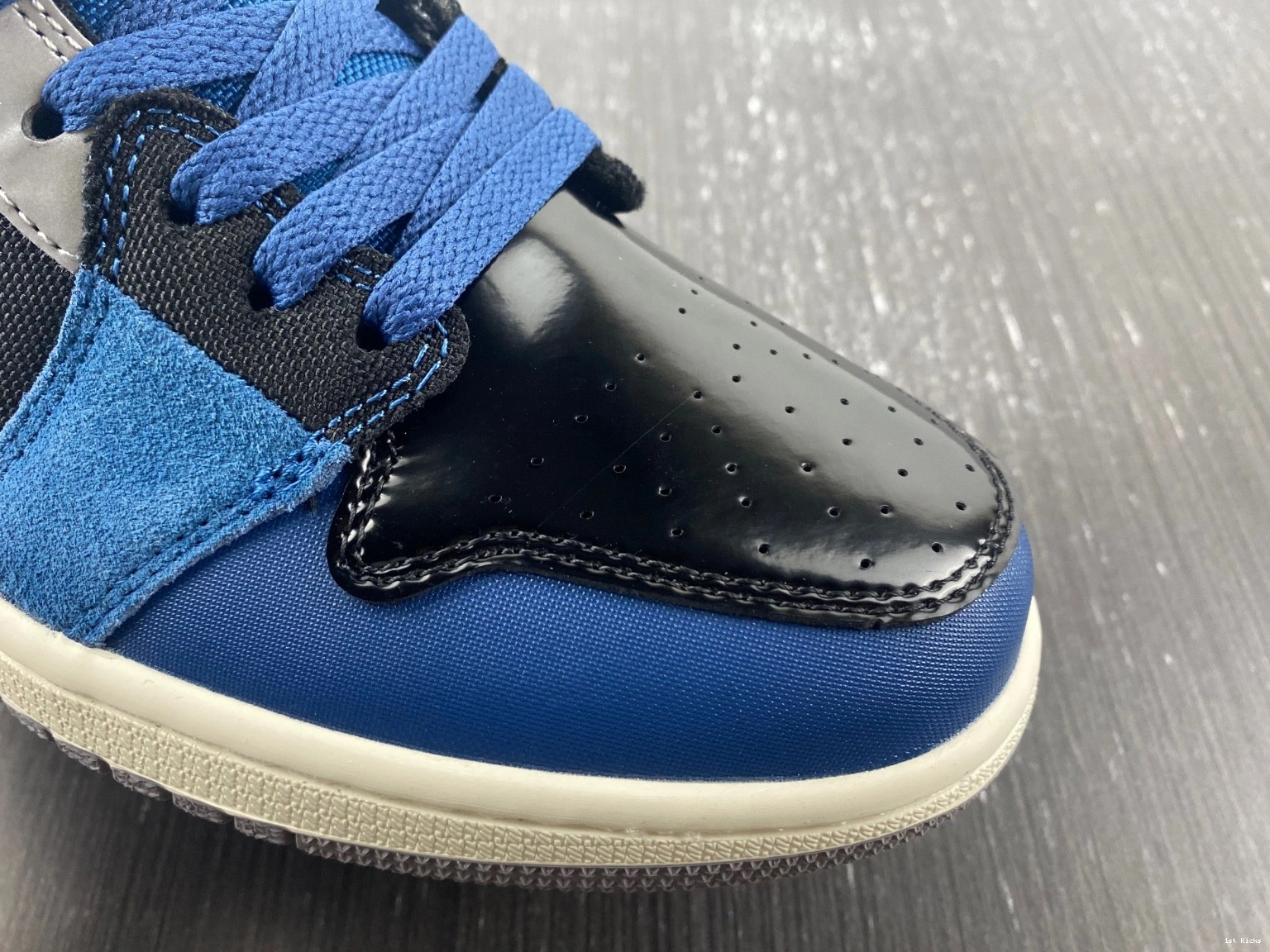 Navy Jordan Air Craft DR8867-400 Low 1 0123